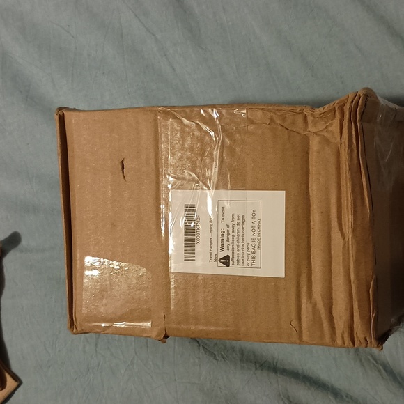 NIB 39 PCs travel hangers in black color - Picture 8 of 8